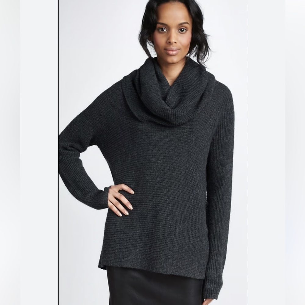 Ralph Lauren Ribbed Charcoal Gray Ribbed Sweater- L